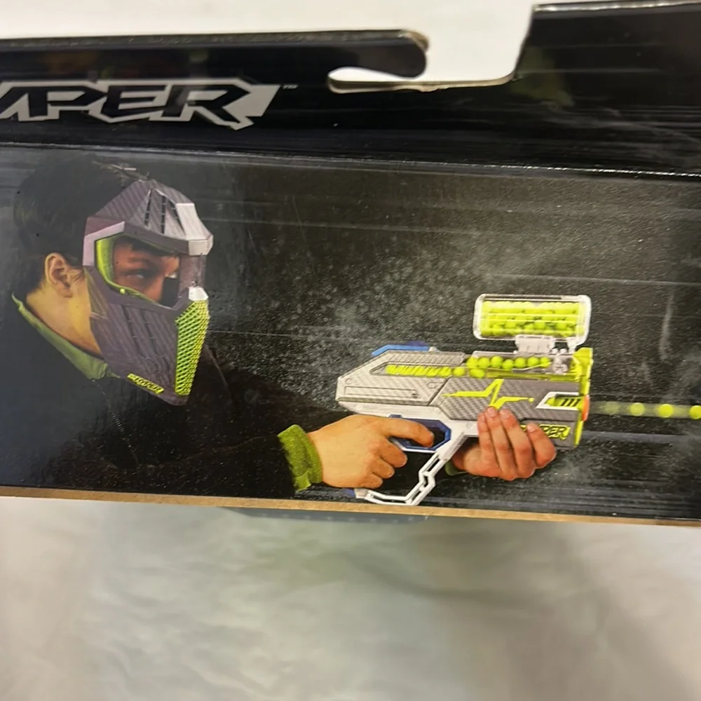 Nerf Hyper green face mask 14+ hasbro adjustable head strap breathable design